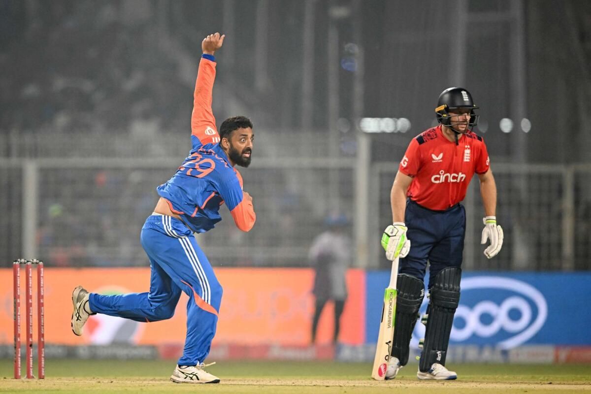 Sharma, Bowling Oyuncuları Hindistan'ın T20 Açılışında ingiltere'yi Yenmesine Yardım Ediyor