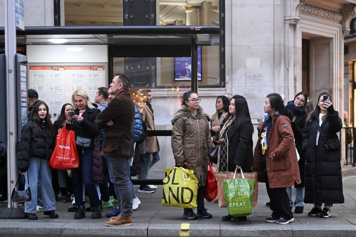 İngiltere'nin Sıradaki Tesco ve Sainsbury'leri Festival Kazananları Ancak Sektör Yavaşlaması Yaklaşıyor