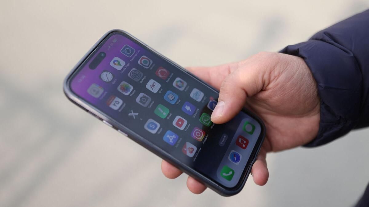 İran Whatsapp Yasağını Kaldırdı, Ancak Kullanıcılar Neredeyse Hiç Değişiklik Hissetmiyor