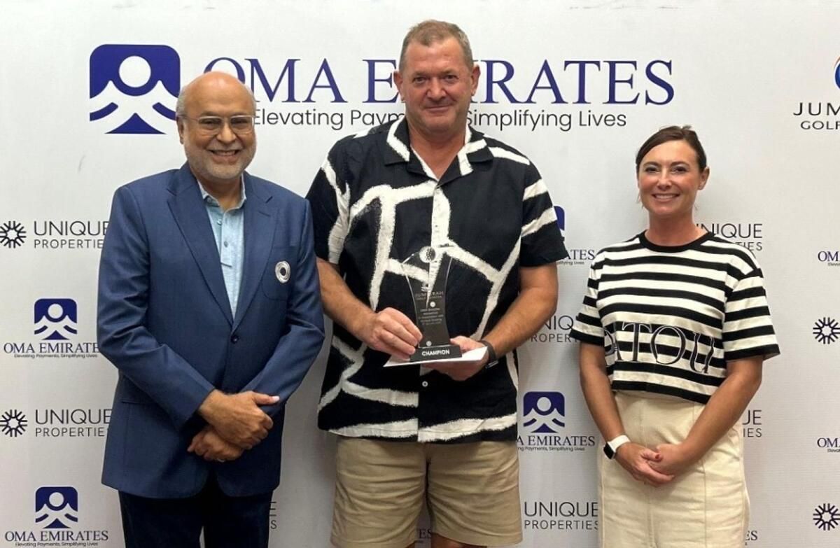 Vorster, Karısının Başarısını Jumeirah Golf Estates'te Zorlu Bir Zaferle Eşleştiriyor