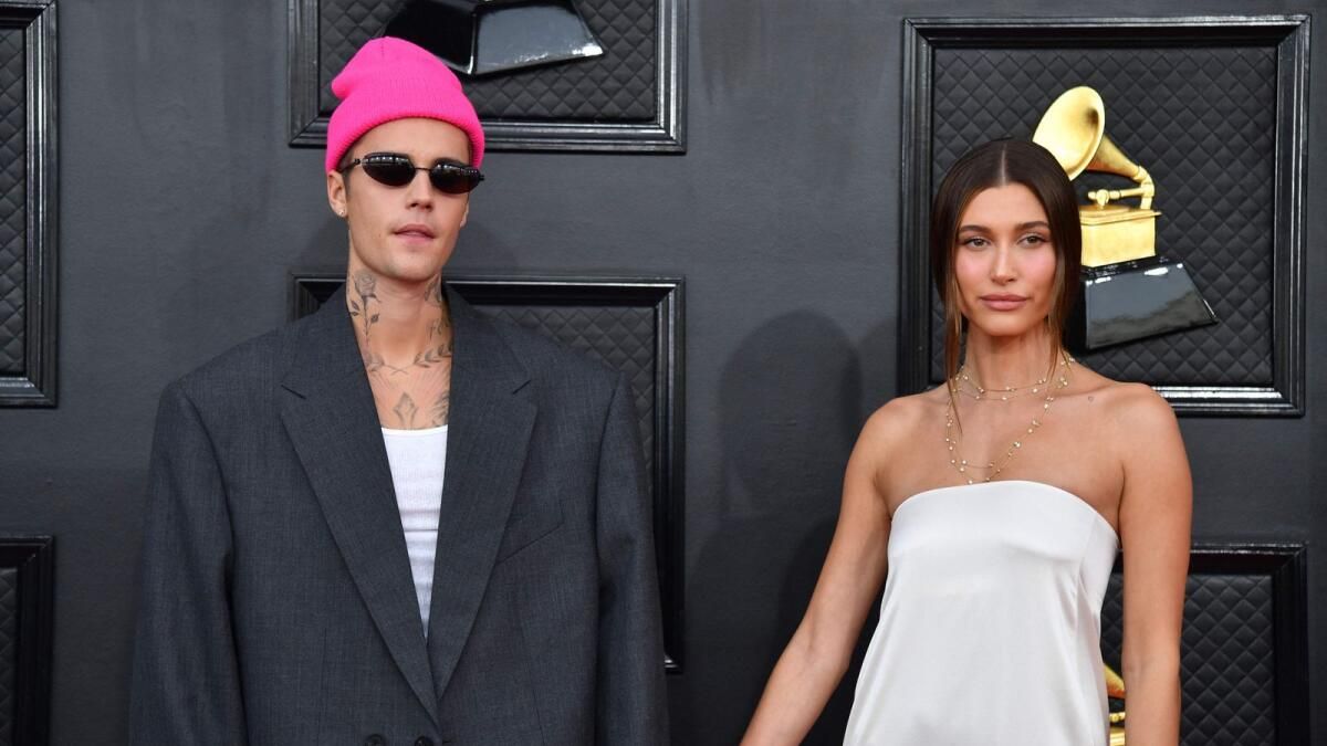 Justin Bieber, Karısı Hailey'i Sevimli Resimlerle Kutluyor