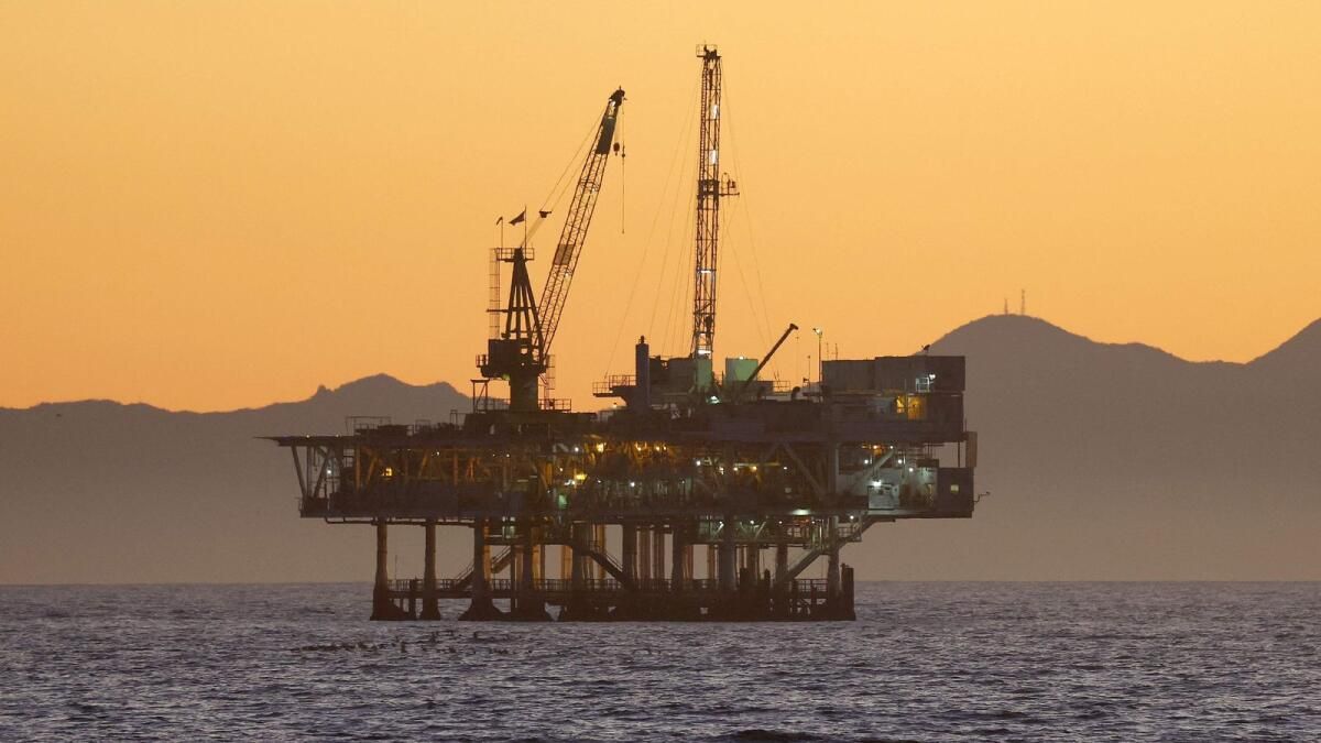 Piyasa Trump'ın Enerji Konusundaki Yürütme Emirlerini Beklerken Petrol Düşüşleri