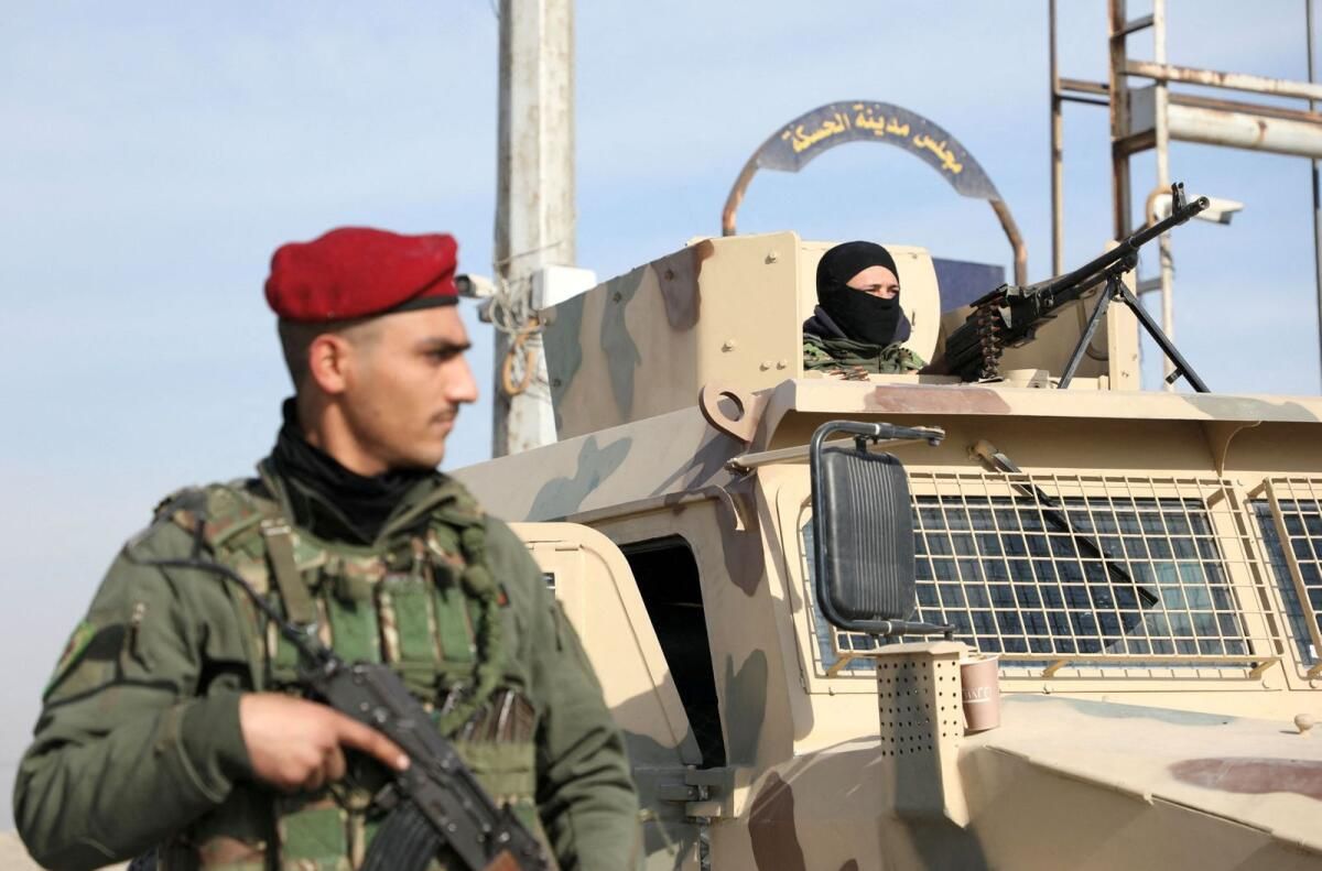 Suriye Savunma Bakanı, Kürtlerle Görüşmelere Açık, Ancak Güç Kullanmaya Hazır Olduğunu Söyledi