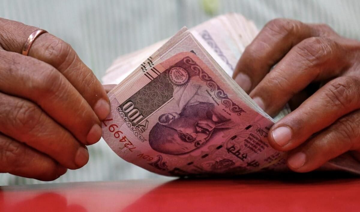 Rbı Kavramayı Gevşetirken Hindistan Rupisi BAE Dirhemine 26 Vurabilir