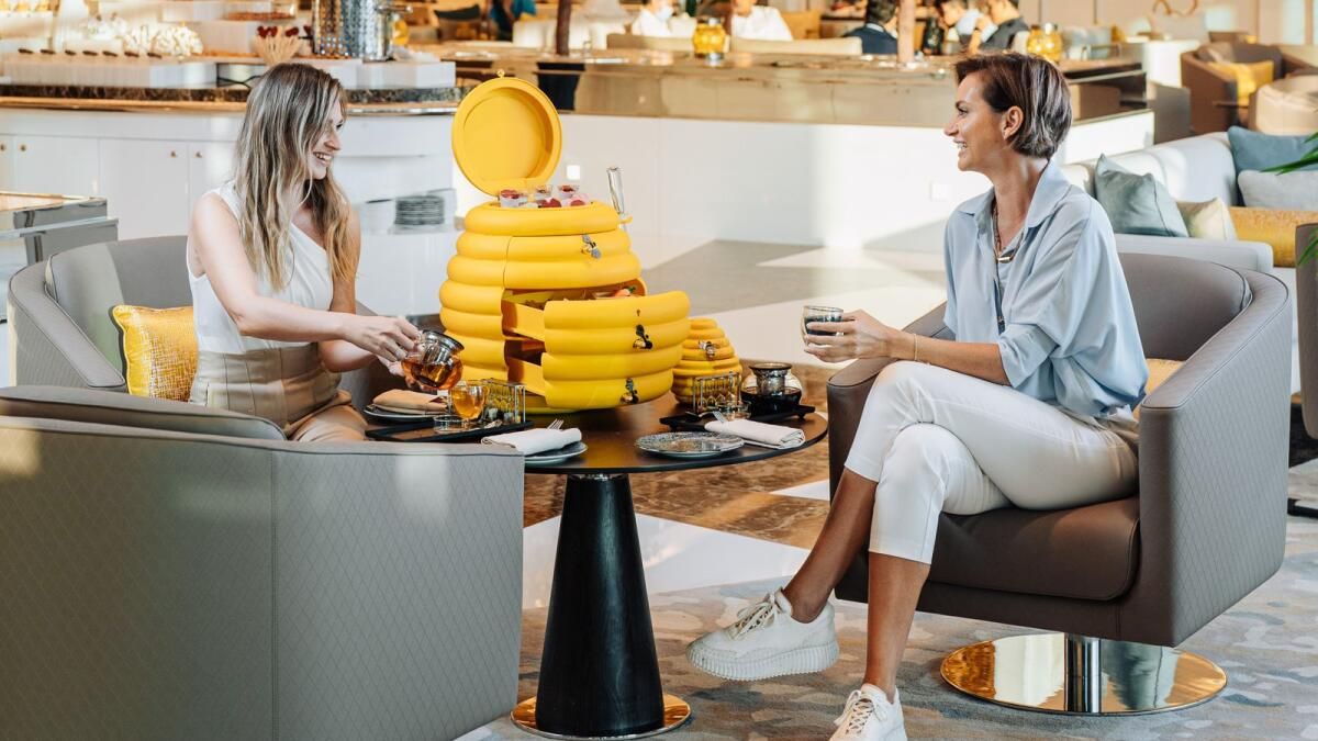 Restoran İncelemesi: Socialbee'de Rahat Bir İkindi Çayı için Yerleşin