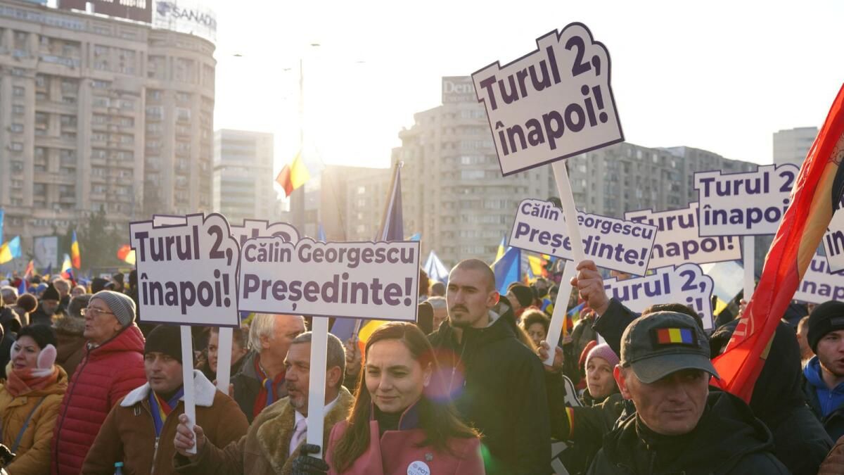 Hükümet, Romanya'nın Mayıs ayında Yeni Cumhurbaşkanlığı Seçimleri Yapacağını Söyledi