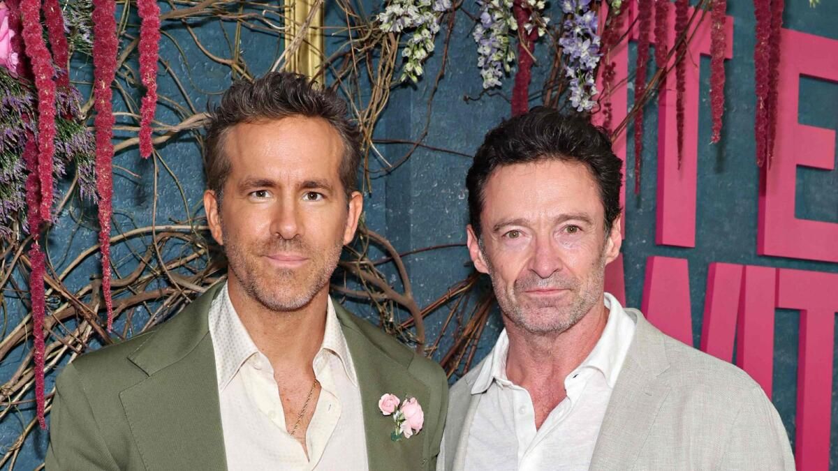Ryan Reynolds, Radio City Konserinde Hugh Jackman'ı Övdü