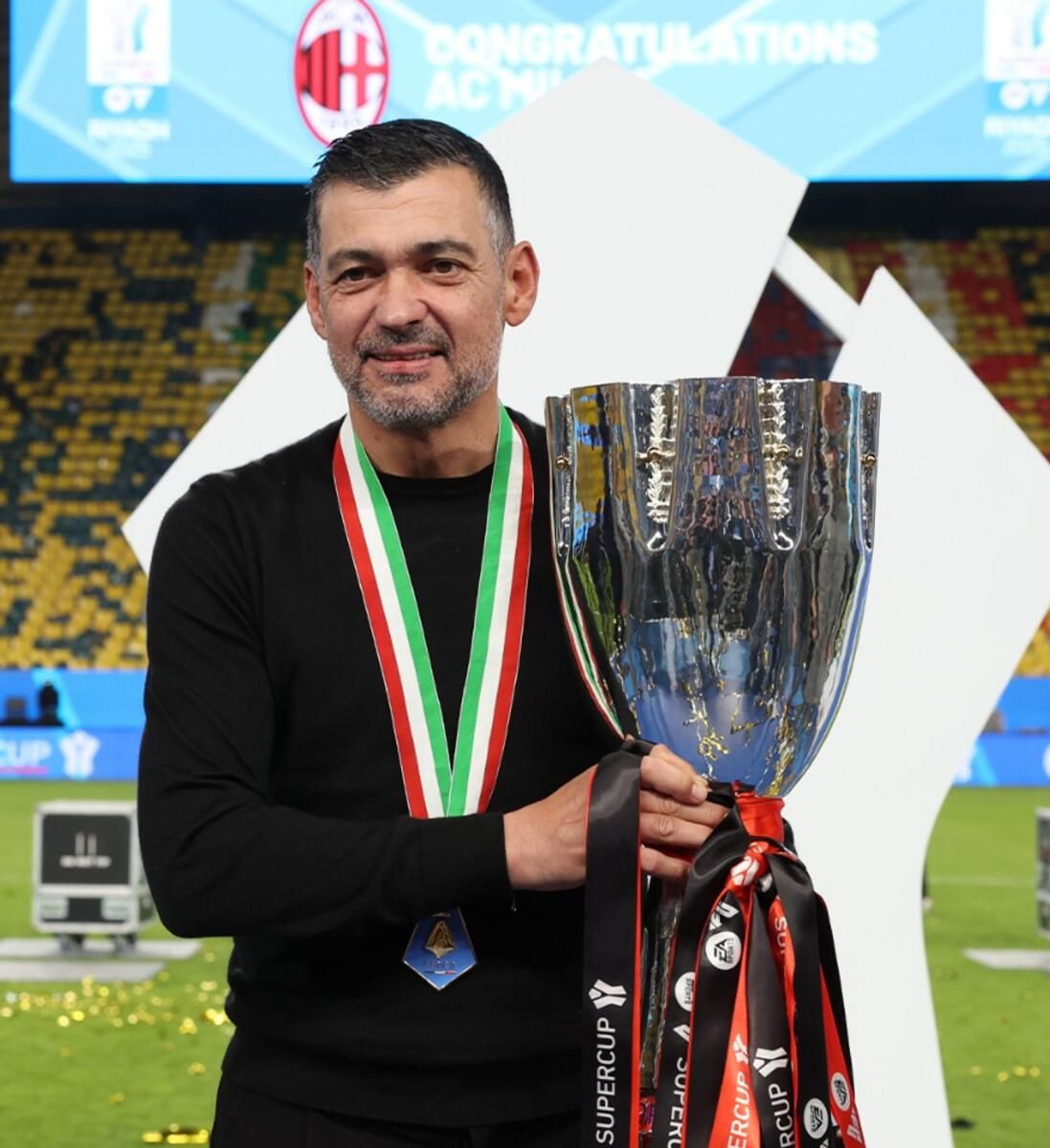 Conceicao'nun Milan Teknik Direktörü Olarak ilk Haftası Süper Kupa Başarısıyla Sona Erdi