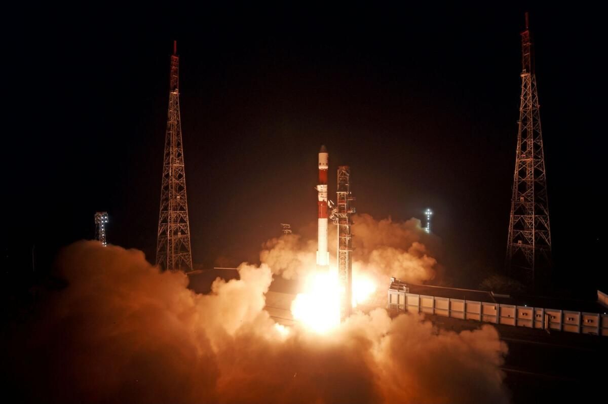 Hindistan, Landmark Lansmanında Isro Roketinde Yörüngeye Navigasyon Uydusu Gönderdi