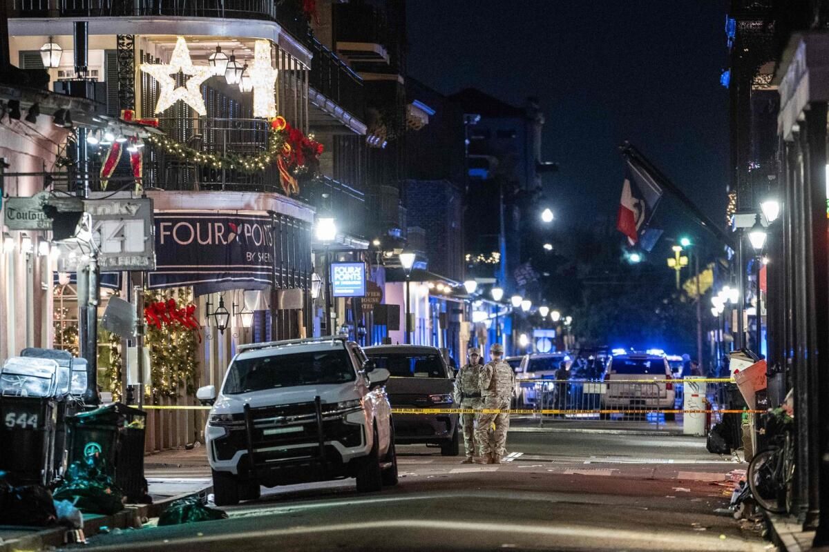 'Uyuşmuş' New Orleans Ölümcül Kamyon Saldırısının Dehşetiyle Boğuşuyor