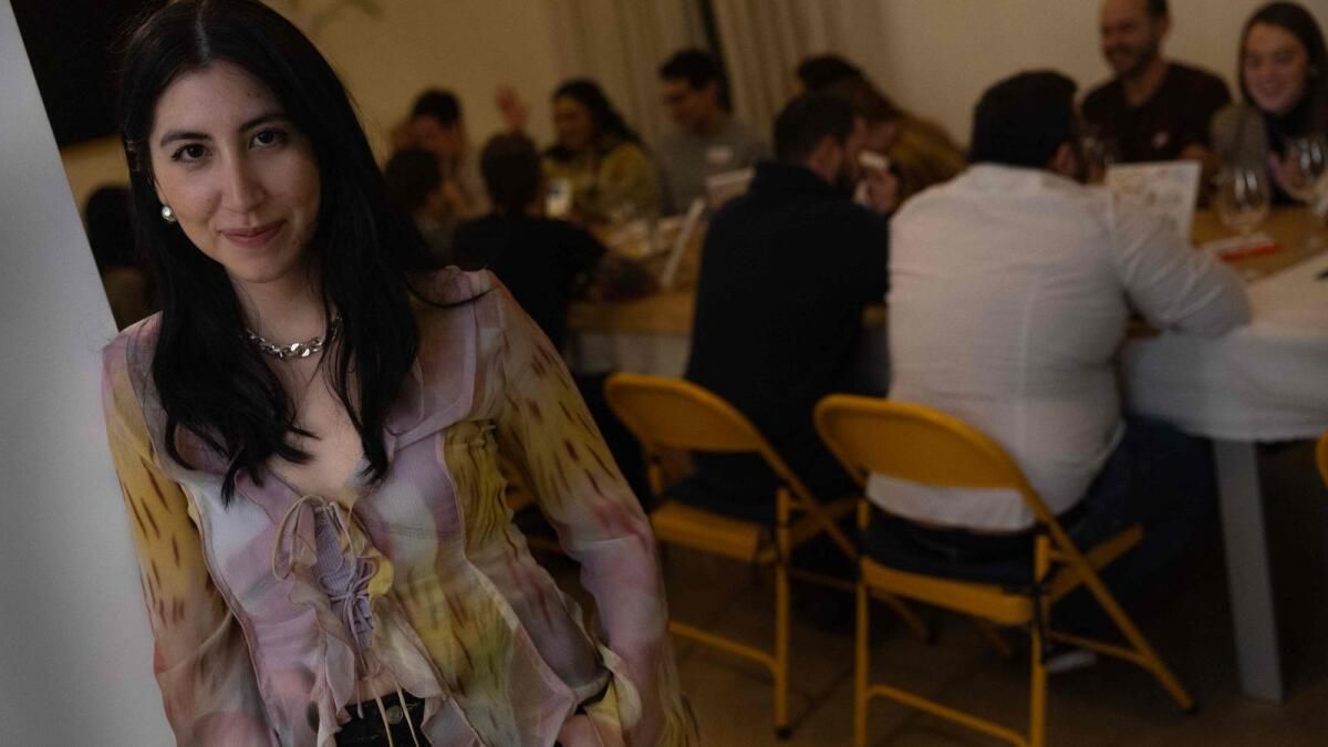 İspanyol Gençliği 'Gerçek Hayat' Aşkı için Flört Uygulamalarından Vazgeçti