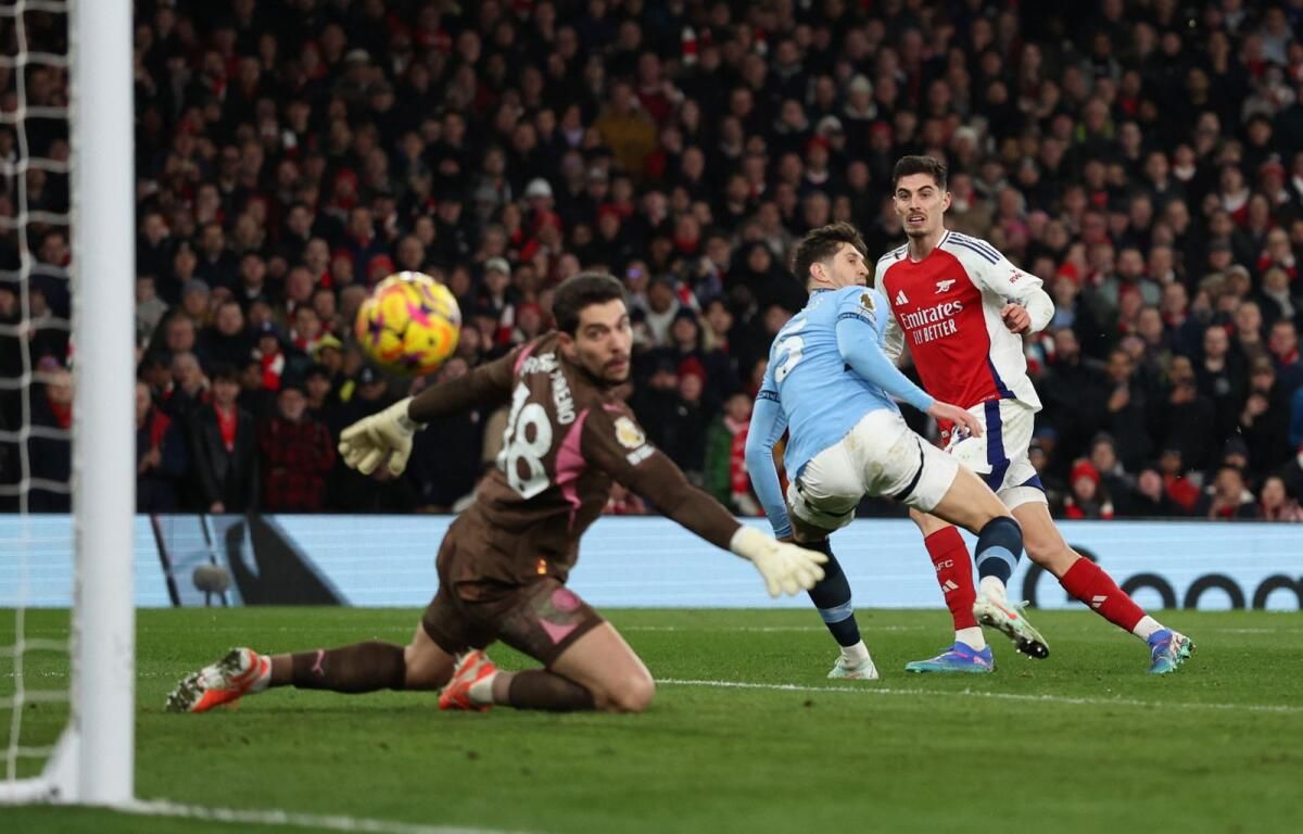 Arsenal, Şampiyonluk Teklifini Canlı Tutmak için Man City'yi 5-1 Yendi