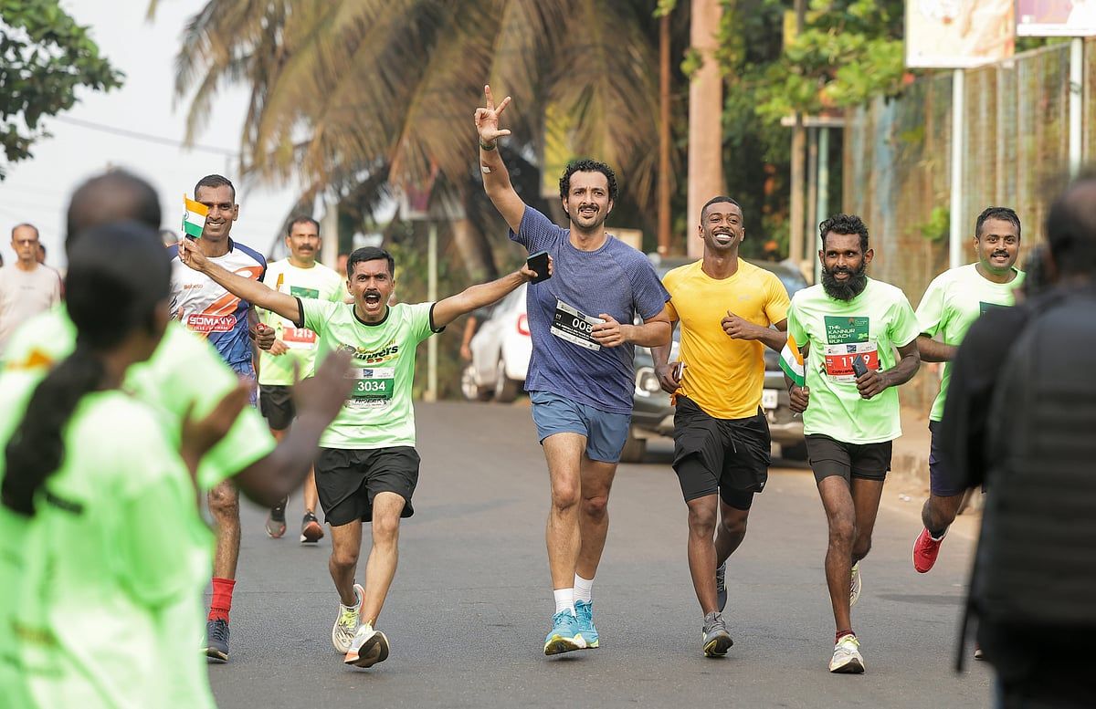 BAE Bakanı Kerala'daki 5 Kilometrelik Kannur Plajına Katıldı, Ülkenin Hindistan ile Bağlarını Vurguladı