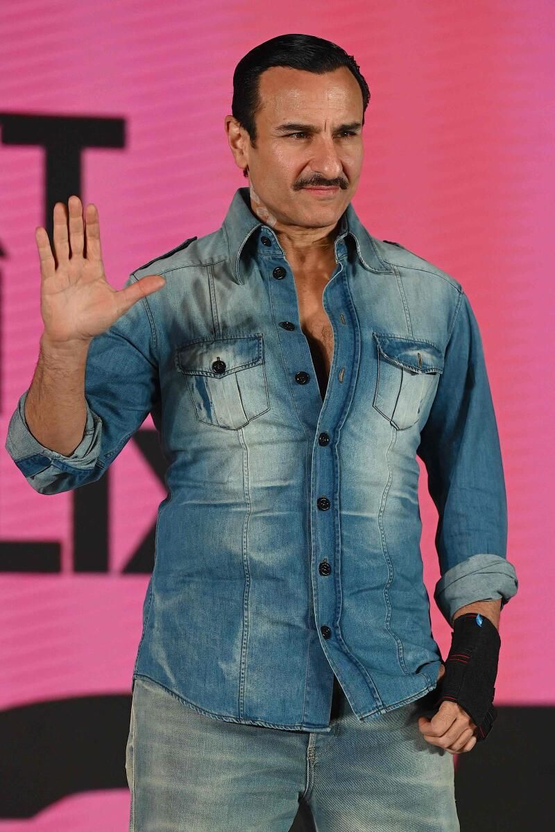 Saif Ali Khan, Bıçaklama Saldırısından Sonra ilk Kez Halka Açıldı