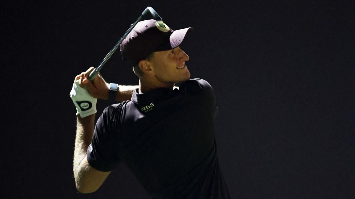 Dubai'nin Adrian Meronk'u, Riyad'daki Tarihi ilk Bireysel Liv Golf Unvanının Eşiğinde