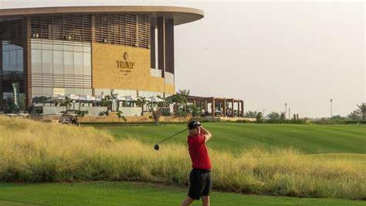 Craig Ve Aleyna, 2025 Trump Dubai Amatör Açık'ta İlgili Bölümlere Liderlik Ediyor