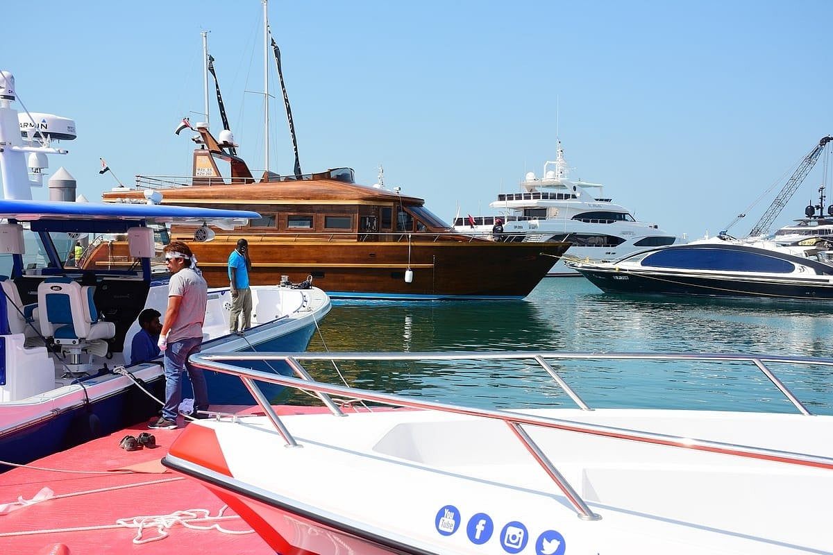 Dubai Artık Tekne, Gemi için Çevrimiçi Lisans Sunuyor; Nasıl Başvurulur, Maliyetler Açıklandı