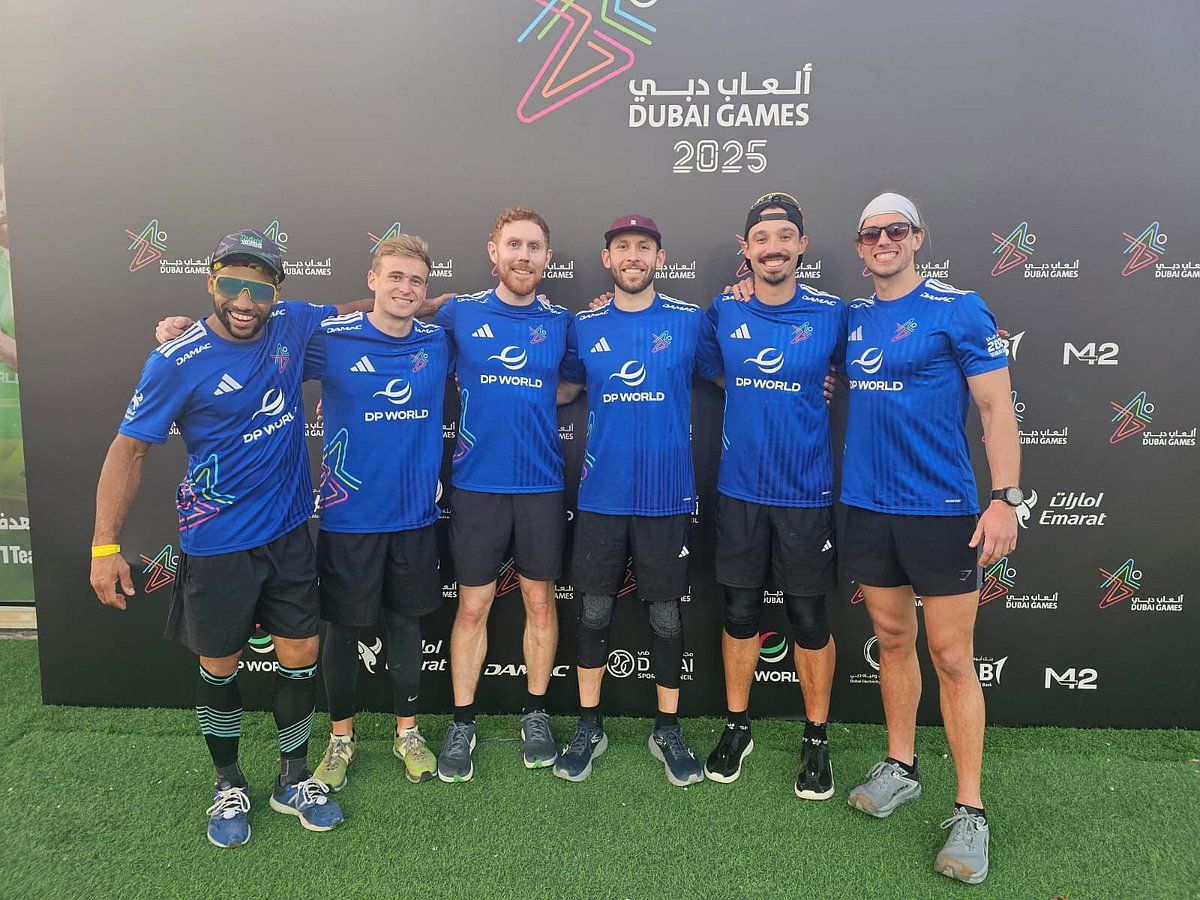 Dubai: Burç Halife'nin 160 Katına 10 Kg Yelekle 31 Dakikada Tırmanan Sporcularla Tanışın
