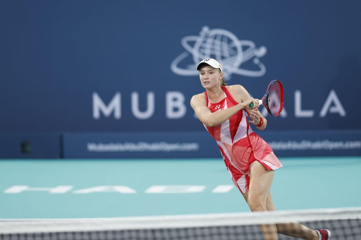 Elena Rybakina, Mubadala Abu Dabi Açık Yarı Finaline Girmek için Üç Setlik Destanı Kazandı