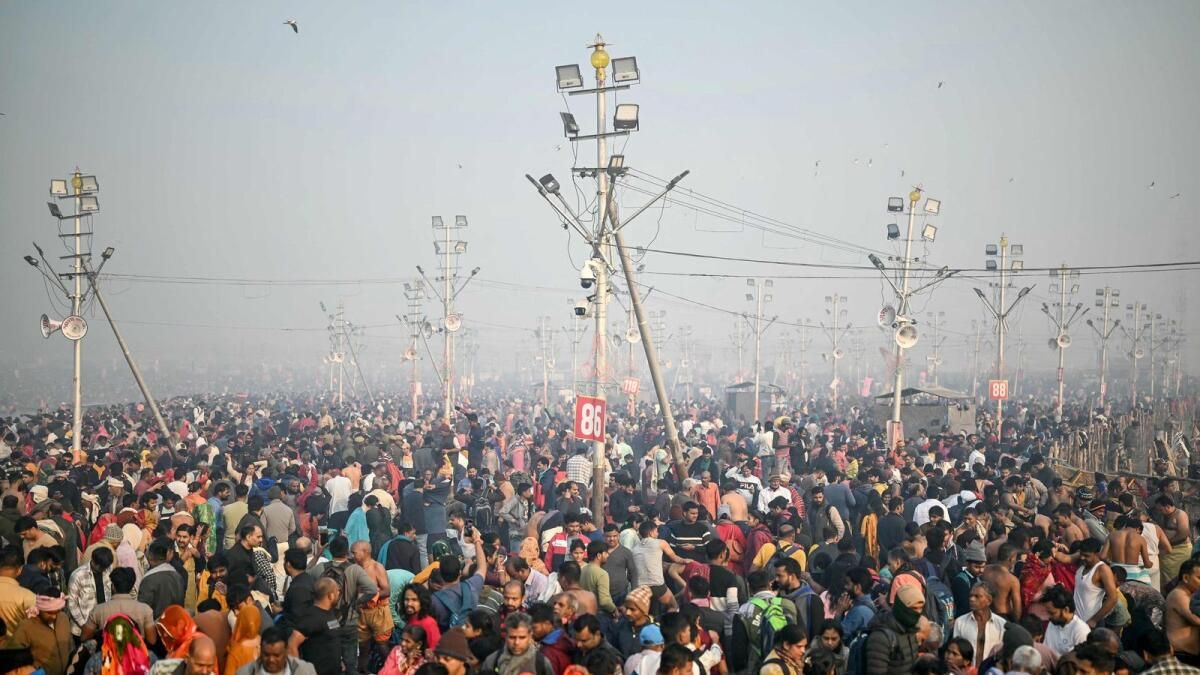 Maha Kumbh: 36,1 Milyondan Fazla Adanmış Triveni Sangam'da Kutsal Dalış Yapıyor