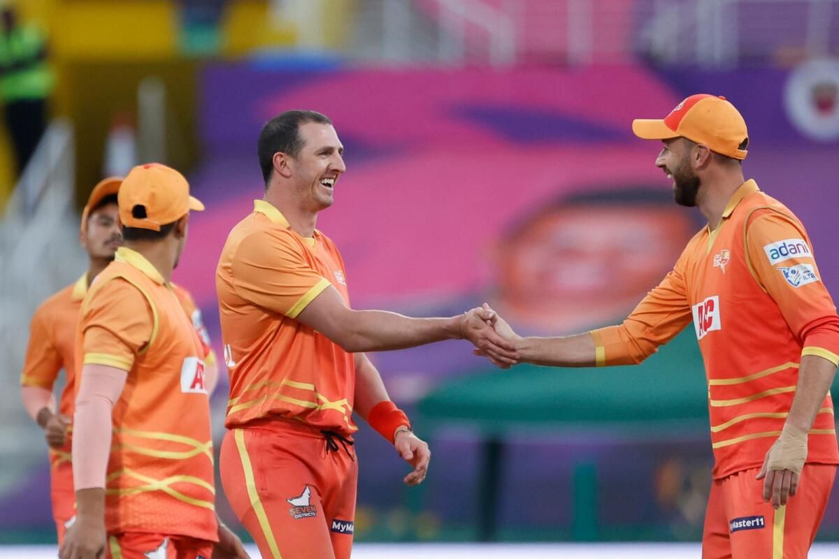 Ilt20: Körfez Devleri, Abu Dhabi Knight Riders'a Karşı Yedi Küçük Kapı Galibiyetiyle Playoff Umutlarını Canlı Tutuyor