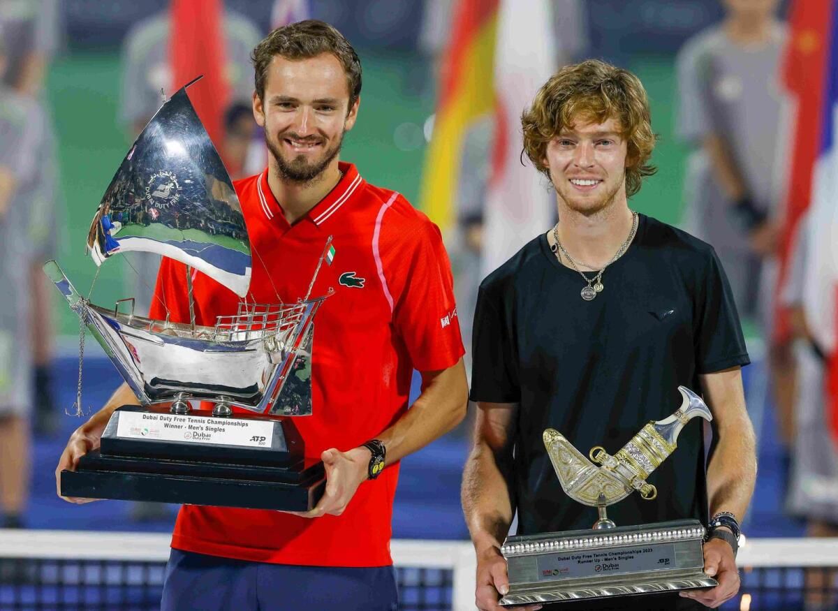 Dubai: Eski Şampiyonlar, Ddf Tenis Ası Vermeye Hazır Olarak Geri Döndü