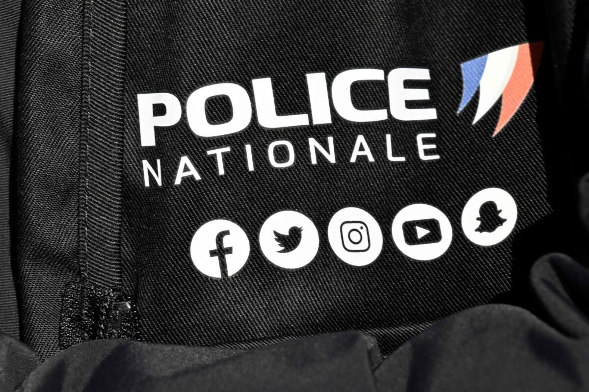 Fransız Polis Kadına Hakaret Ettiği için 1000 Euro Ödeyecek