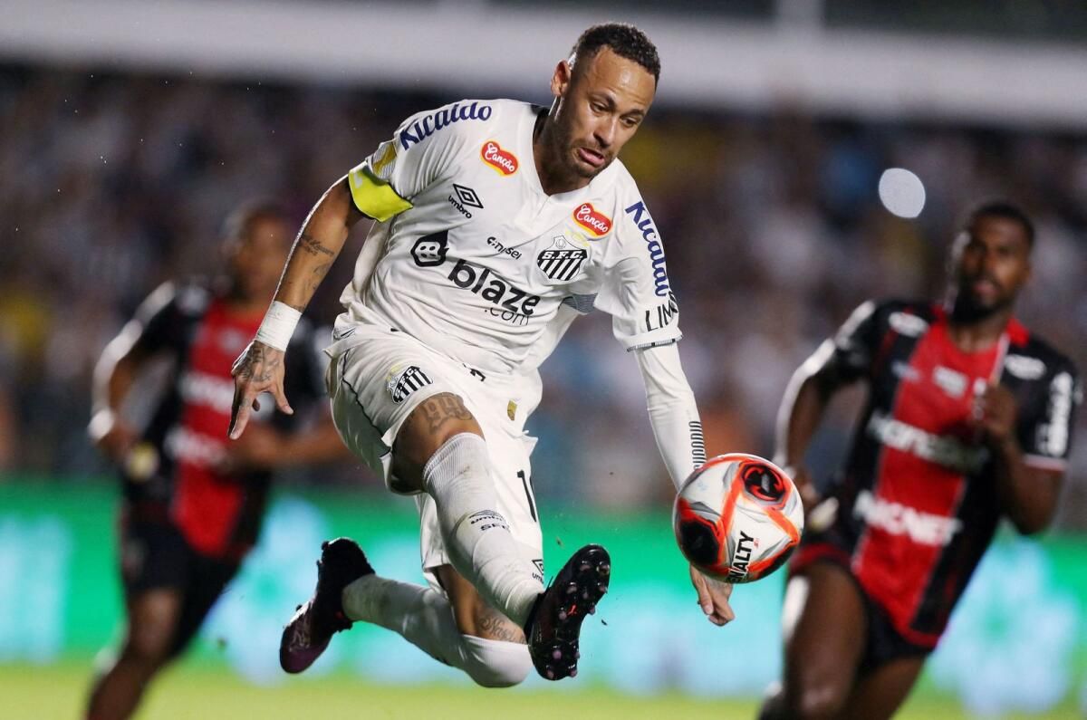 Neymar, Botafogo ile 1-1 Berabere Kalan Cansız Santos'u Geri Döndürüyor