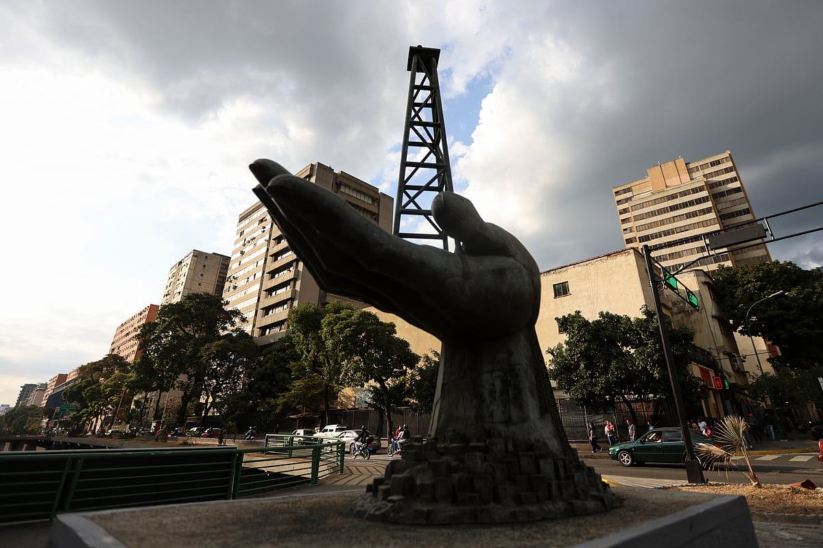 Trump, Chevron'un Venezuela Lisansını İptal Ettikten Sonra Petrol Yükseldi
