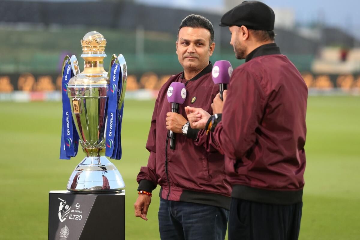 BAE: Hint Efsanesi Sehwag, Ilt20'de Vuruş Pistlerini Övüyor