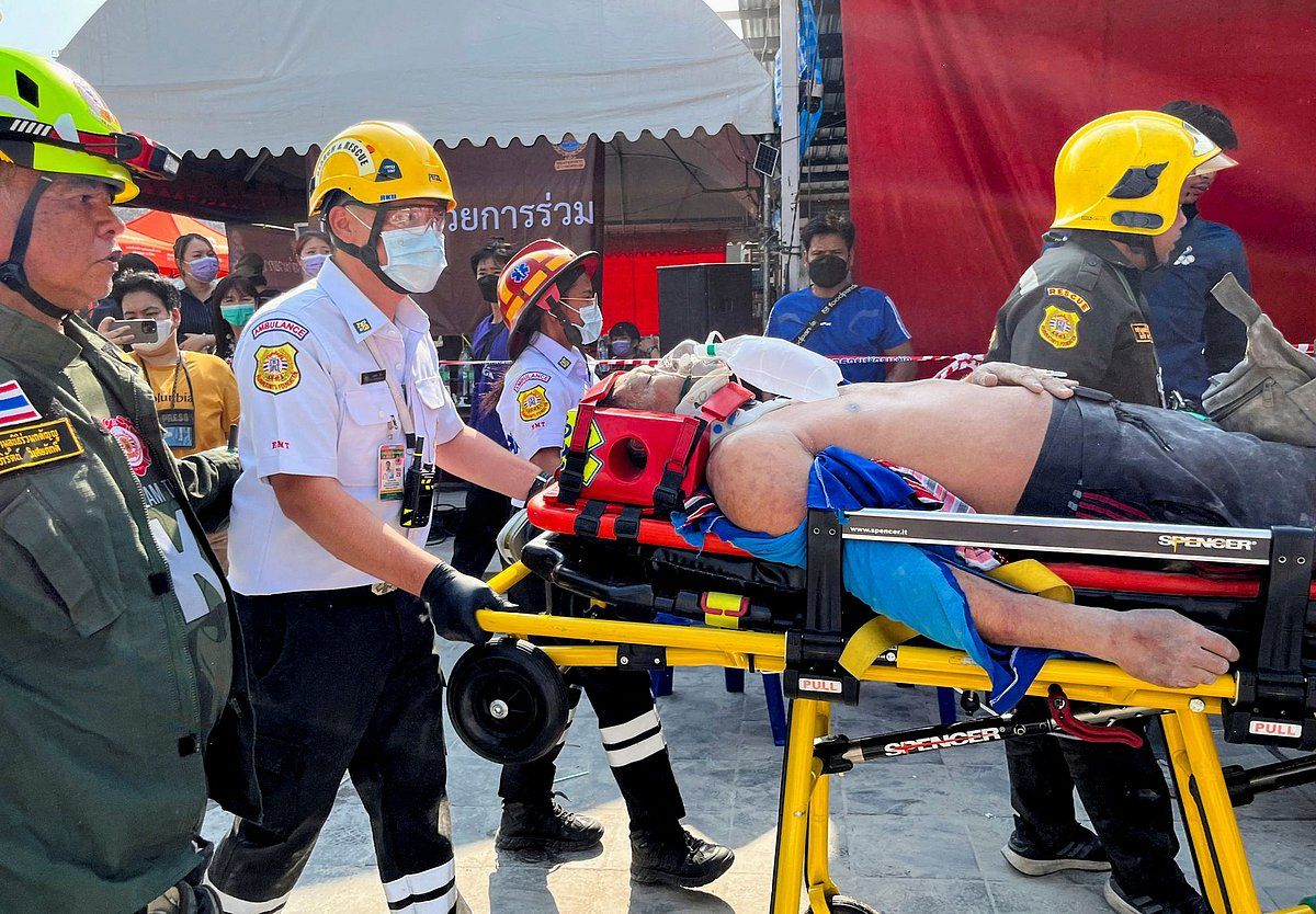 7,7 Büyüklüğündeki Depremin Ardından 3 Ölü Myanmar'ı Sarstı; Bangkok'ta 81'i Moloz Altında Kaldı
