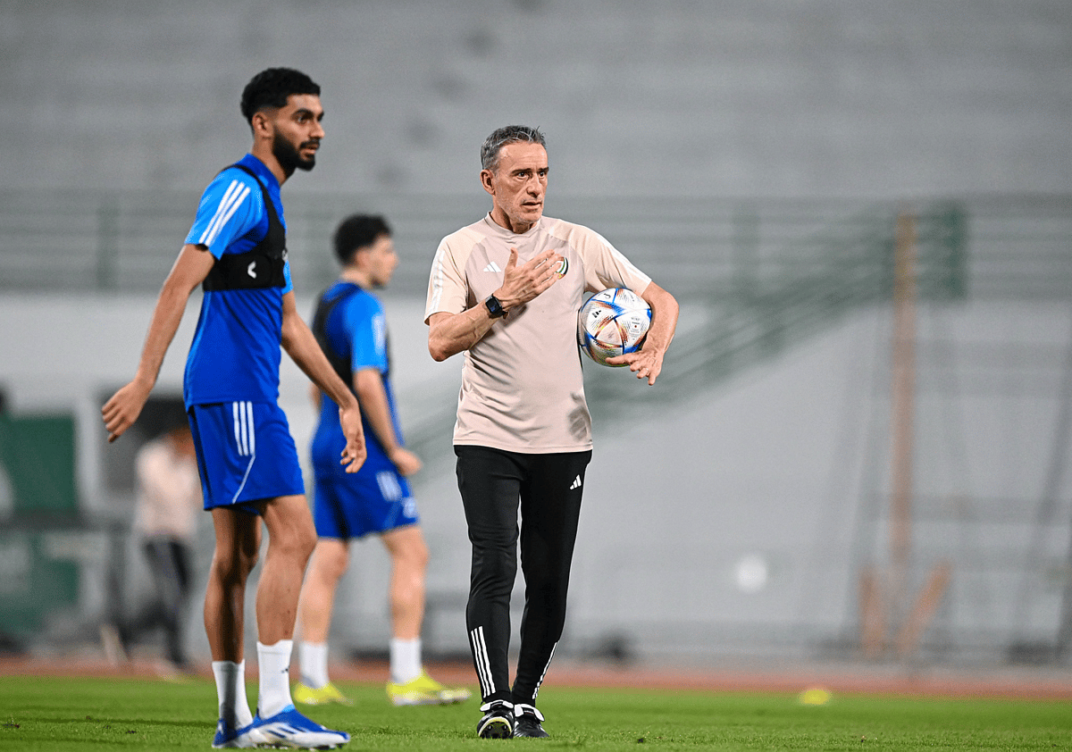 BAE, Paulo Bento'yu Milli Futbol Takımının Baş Antrenörü Olarak Görevden Aldı