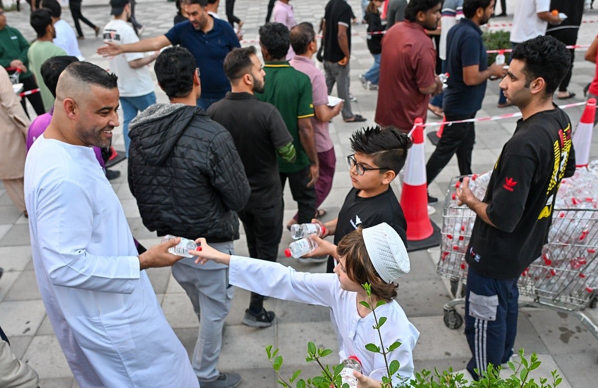 BAE'de Her Gün 33.000 İftar Yemeği: İki Kardeş Ramazan'da Bu Büyük Operasyonu Nasıl Yürütüyor