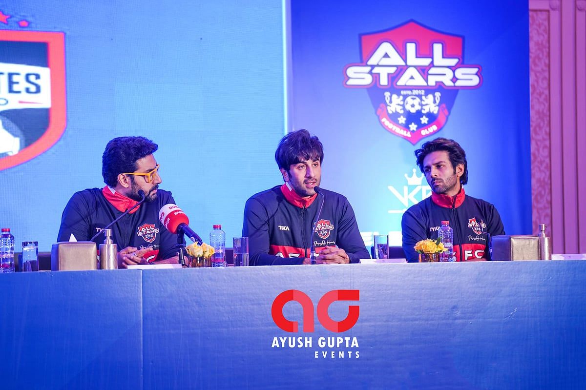 Bollywood ve Futbol, Ünlüler Futbol Kupası 2. Sezonunda Tekrar Çarpıştı