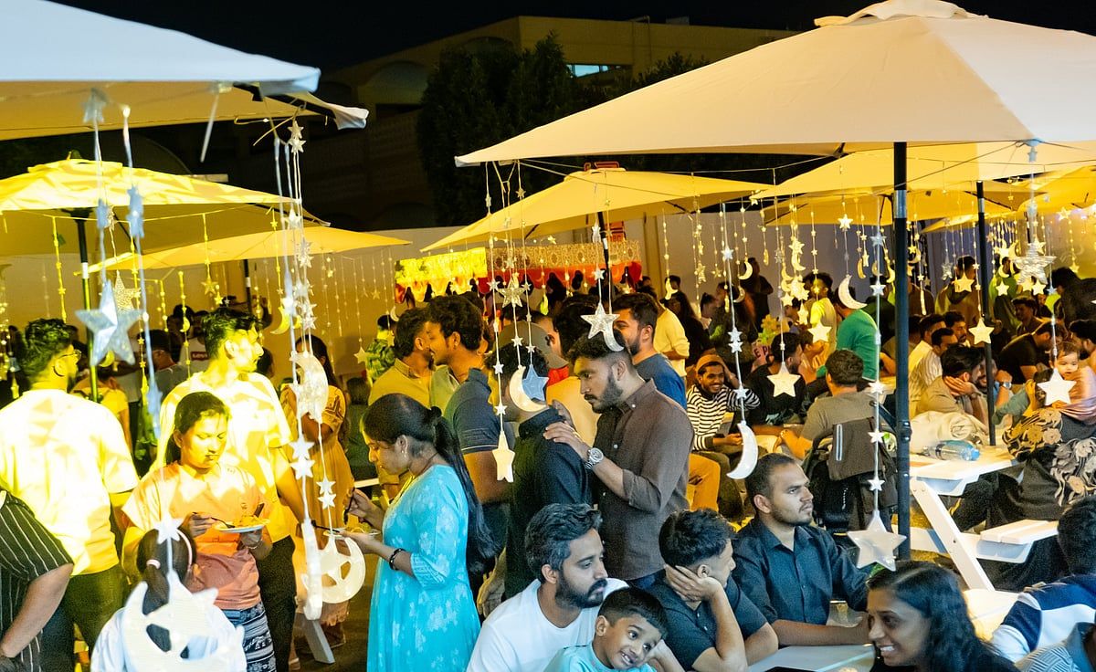 Dh1'den Sokak Yemekleri: Dubai'nin Karama'daki Ramazan Festivali Bütün Gece Kalabalık Çekiyor
