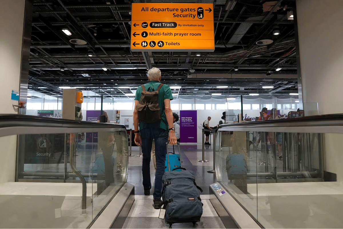 Dubai: Heathrow Havalimanı'ndaki Yangın Uçuşları Aksattığı için Bazı Gezginler Aile ve Arkadaşlarla 'Bir Gün Kazanıyor'