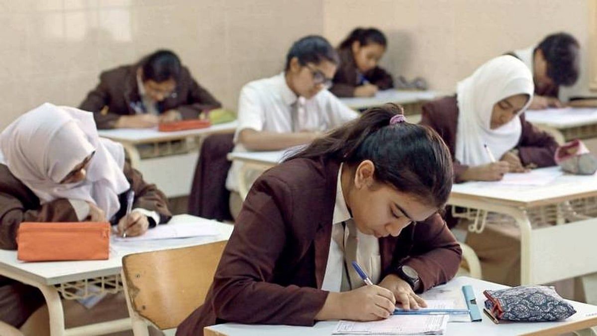 Dubai: Okullar, Birkaç Aylık Ücret Ödenmezse Çocukların Sınav Yazmasını Engelleyebilir mi?