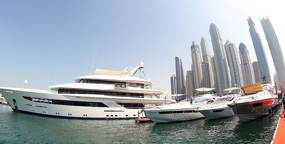 Dubai'de Yat Partileri: Sakinler Daha Serin Havanın Tadını Çıkarırken Ramazan Bayramı için Rezervasyon Dalgalanıyor