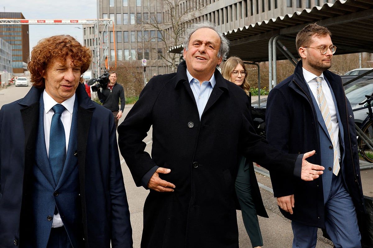 Eski Fıfa Başkanı Blatter ve Platini Yolsuzluk Davasında Aklandı
