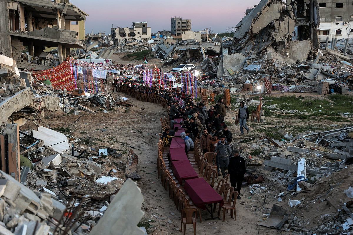 Hamas Gazze Ateşkesinin ikinci Aşaması için Bastırırken İsrail Ekibi Doha'ya Gönderecek