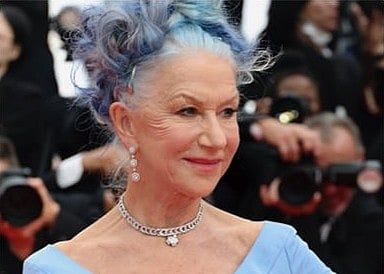 Helen Mirren, James Bond Serisini 'Derin Cinsiyetçilik' için Eleştirdi
