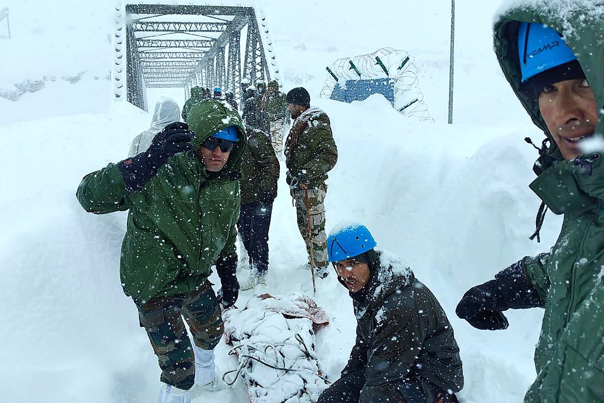 Hindistan: Çığ Sonrası Mahsur Kalan 22 işçi; Kurtarma Operasyonları Devam Ediyor