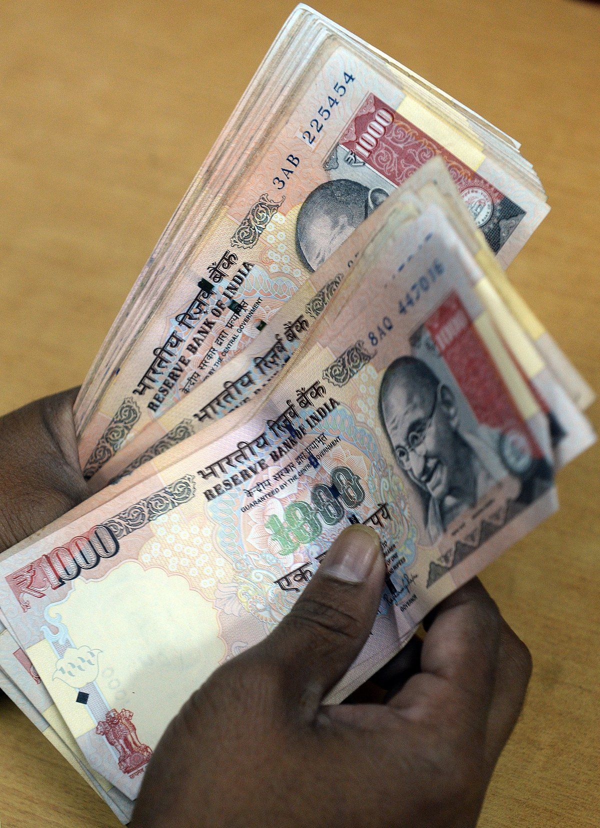 Hindistan ihracatının Bu Mali Yıl Sonuna Kadar 800 Milyar Dolara Ulaşması Bekleniyor