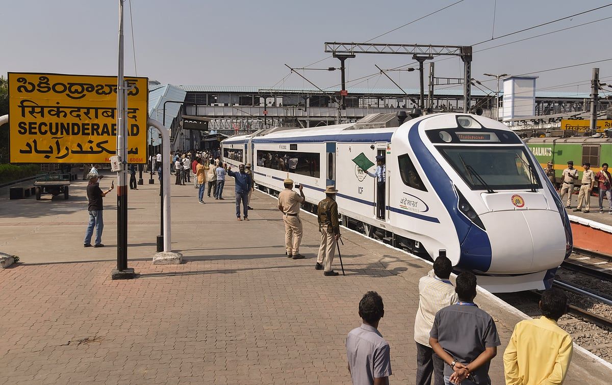 Hindistan Sürdürülebilir Bir Gelecek için Demiryolu Ağını Modernleştiriyor