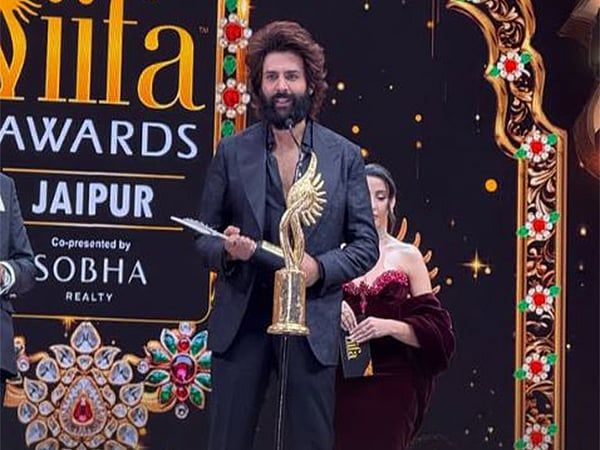 Iıfa 2025: Kartik Aaryan, 'Bhool Bhulaiyaa 3' dalında en iyi erkek oyuncu Ödülünü kazandı