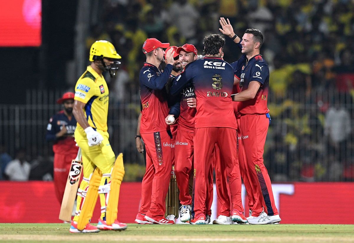 Ipl 2025: Hazlewood, Ipl'de Bangalore Thrash Chennai Olarak Parlıyor