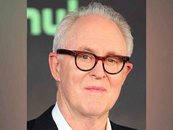 John Lithgow, Harry Potter Serisinde Dumbledore'u Oynamanın 'Bu Kadar zor bir iş Olacağını' Düşünmüyor