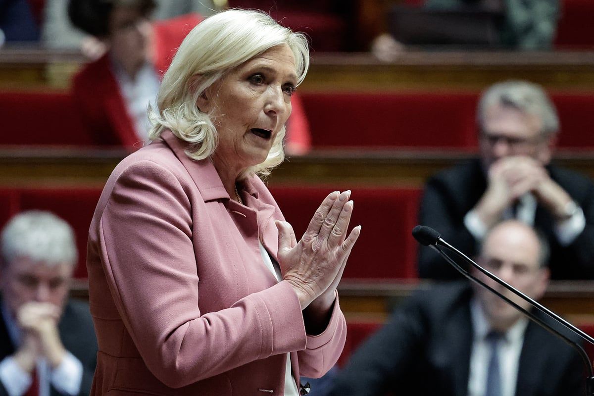 Le Pen, Yargıçlardan Hüküm Giymesi Halinde Onu Görevden Almasını İstediği için Savcılara Saldırdı