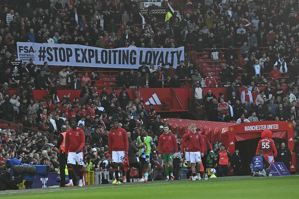 Mikael Silvestre ile Futbol İçeriden: United Taraftarlarının Kızmaya Hakkı Var