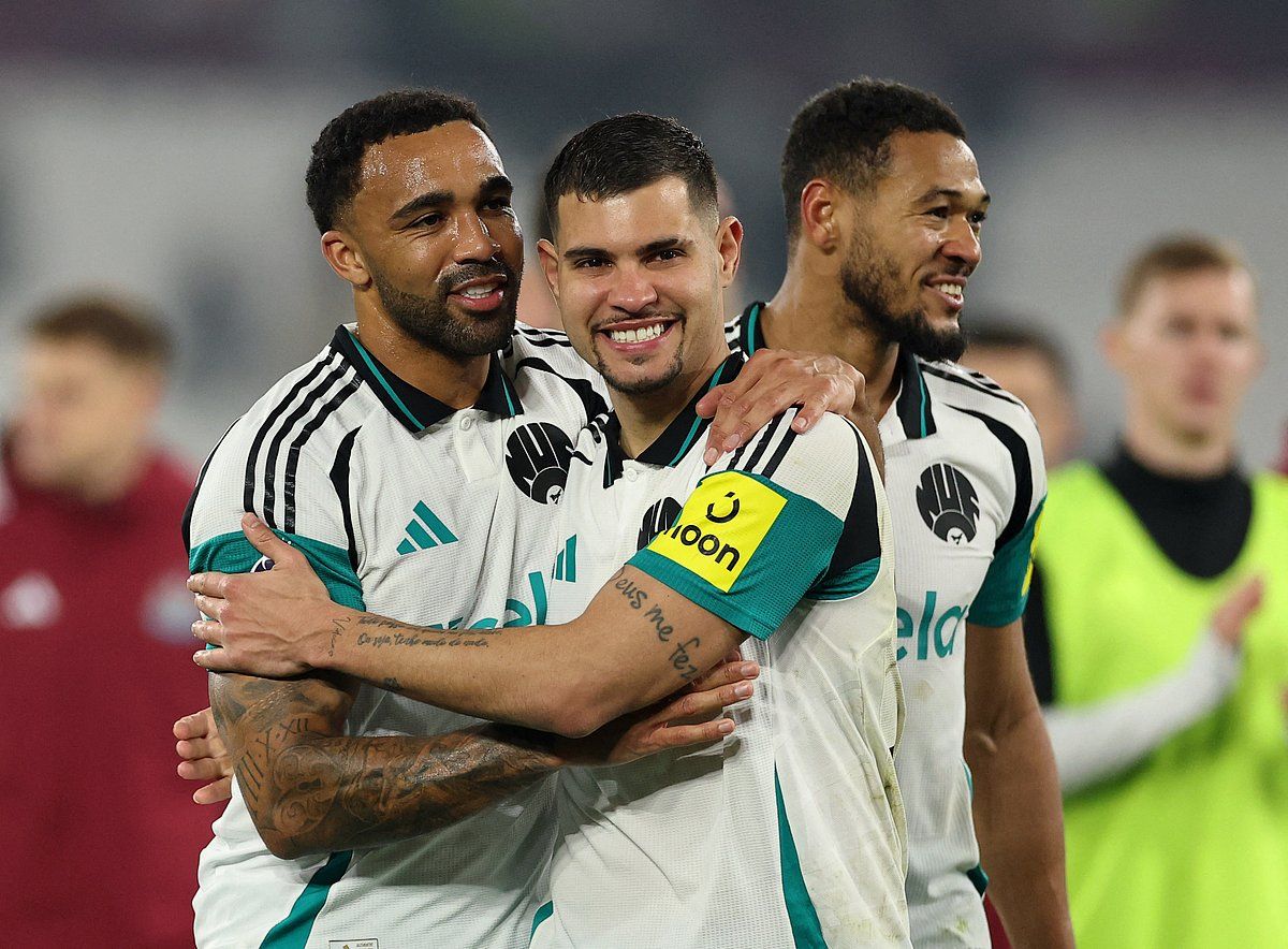 Newcastle Patronu Howe, West Ham'da Lig Kupası Finali için Gerçek Bir Destek Kazandığını Söyledi
